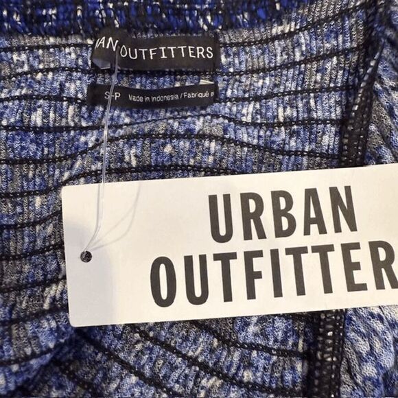 NWT Urban Outfitters Juliana Ruched Crop Peekaboo Stretch Blue Black Size Small - Picture 7 of 12